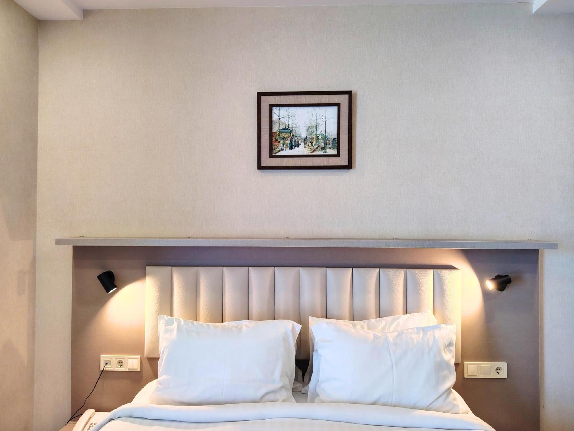 Aphrodite Apartments Batoemi Buitenkant foto